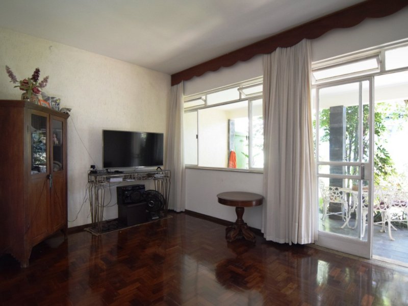 imóvel com 360m² - Itapoã - Belo Horizonte