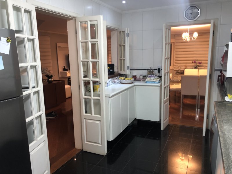 imóvel com 400m² - Jardim Lambreta - Cotia
