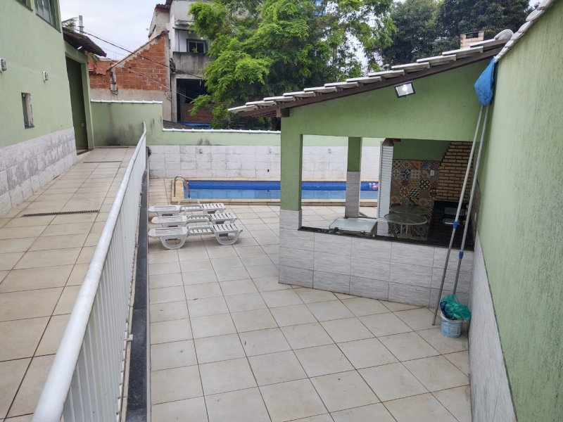 imóvel com 200m² - Vila Valqueire - Rio de Janeiro