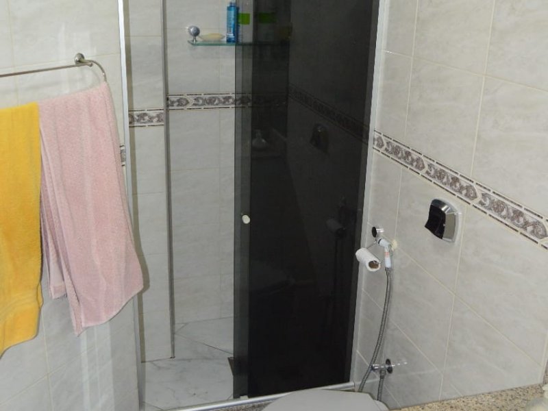 Apartamento à venda Vila da Penha com 105m² e 3 quartos por R$ 550.000 - 1112932691-banheiro-suite2.jpeg