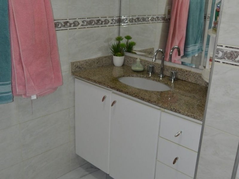 Apartamento à venda Vila da Penha com 105m² e 3 quartos por R$ 550.000 - 1633823557-banheiro-social-2.jpeg