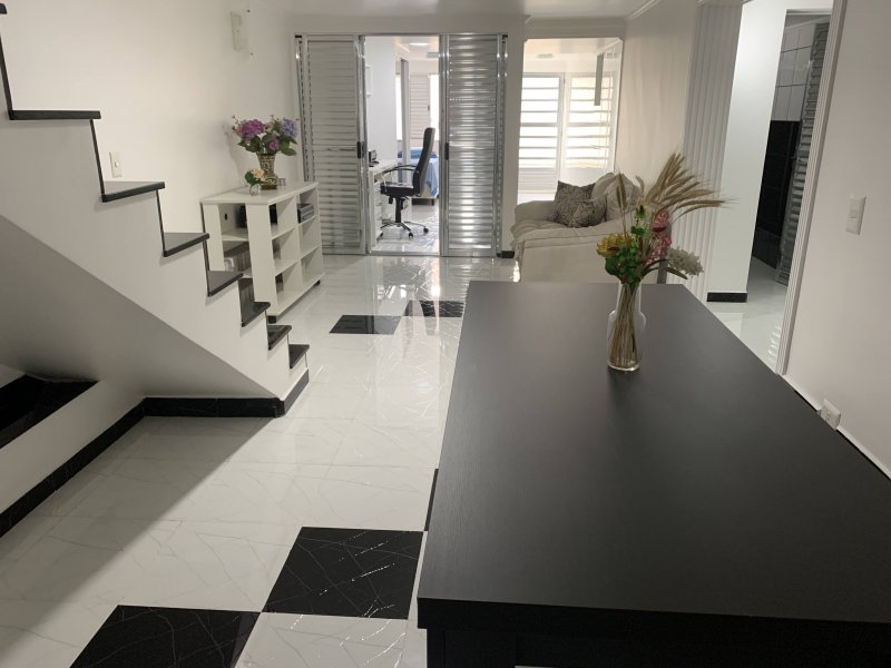 Casa à venda Jardim Imperador (Zona Leste) com 186m² e 3 quartos por R$ 750.000 - 256891193-12.jpg
