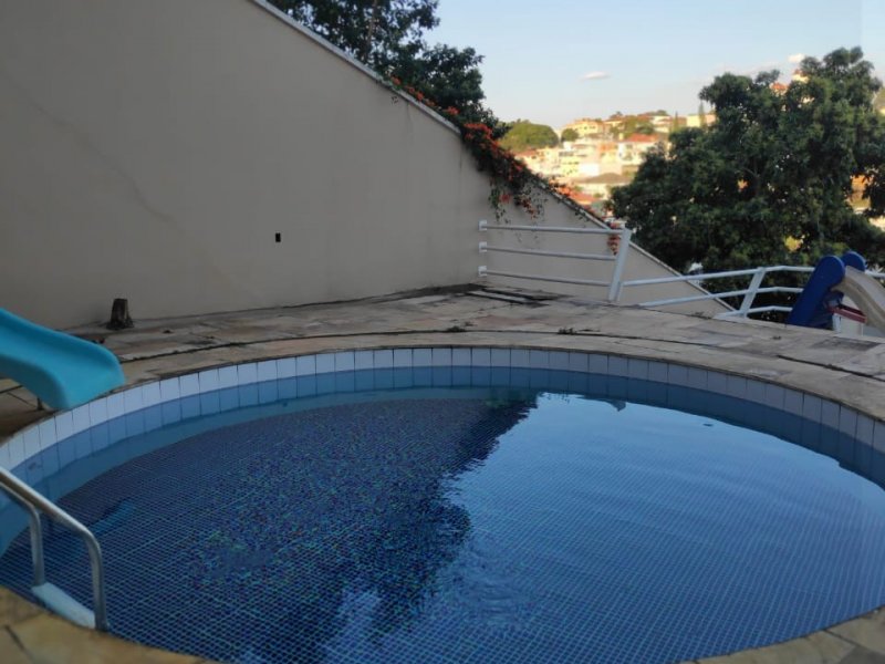 Casa à venda Jardim São Bento com 600m² e 5 quartos por R$ 1.950.000 - 2030809654-7dbfbaf5-5872-4181-81af-63e2feda2a7d.jpeg