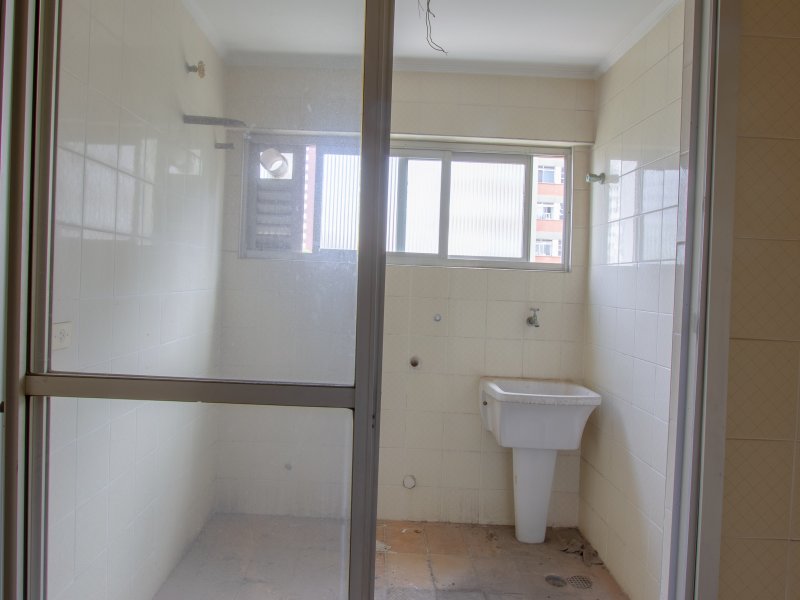 Kitnet para alugar Centro com 27m² e 1 quarto por R$ 2.000 - 180137768-img-5068-hdr2320180408.jpg