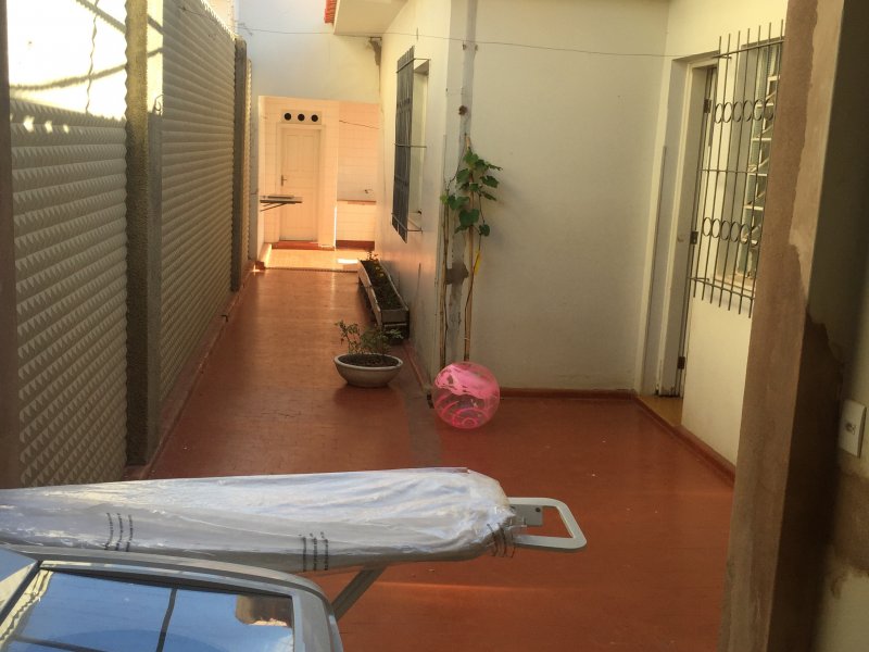 Comercial à venda Jardim Alexandre Campos com 220m² e  quartos por R$ 550.000 - 1987457367-2f065197-f14e-4317-b11f-eb3648806ff3.jpeg