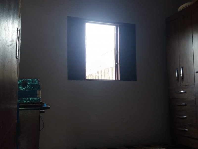 Casa à venda Centro com 754m² e 3 quartos por R$ 240.000 - 523938651-quarto-1.JPG