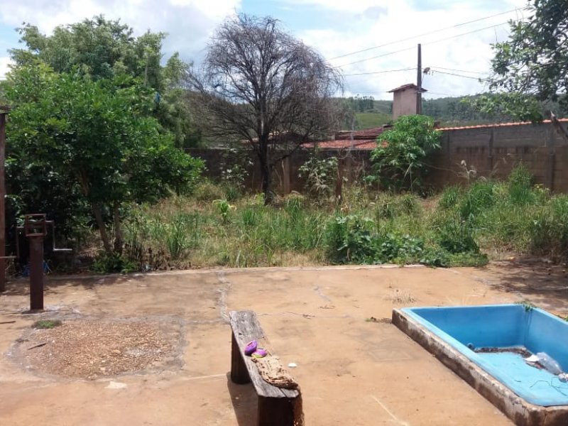 Casa à venda Centro com 754m² e 3 quartos por R$ 240.000 - 912224175-piscina-fundo.JPG