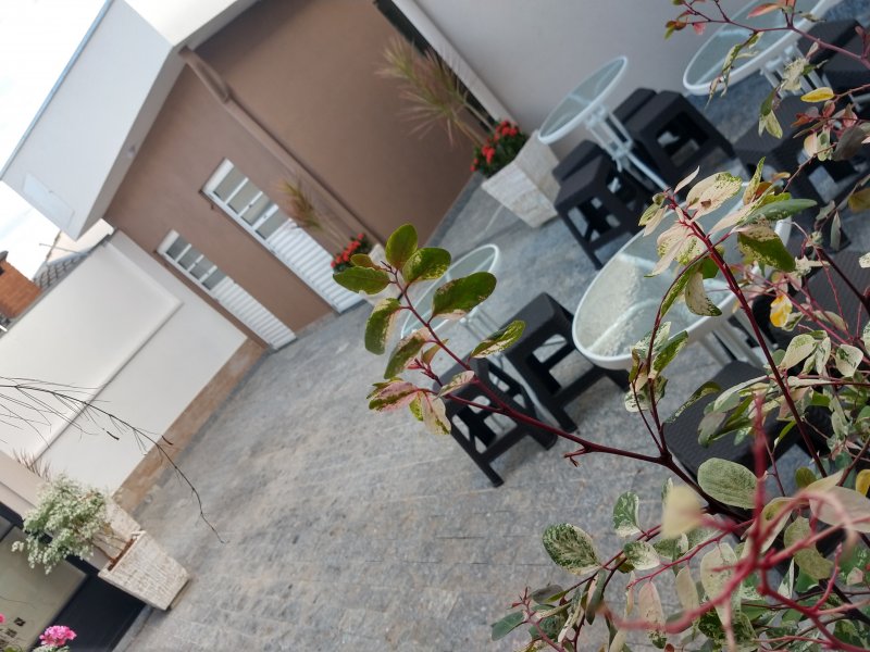 Comercial para alugar Jardim Leonor com 21m² e  quartos por R$ 800 - 1983953560-img-20190601-074810246-hdr.jpg