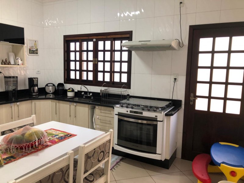 Casa à venda Jardim Ponte Grande com 214m² e 3 quartos por R$ 540.000 - 1842242296-9c2da52f-48b9-4e10-aeb6-937bec305bbb.jpeg