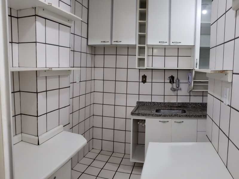 Apartamento à venda Centro com 56m² e 2 quartos por R$ 250.000 - 631875587-20200825-222046.jpg