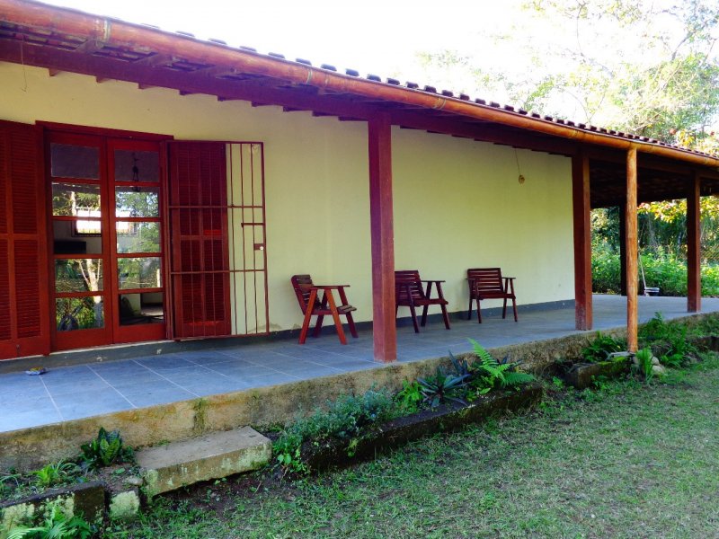 Comercial à venda Bracuhy  com 660m² e  quartos por R$ 185.000 - 580658193-img-20180720-wa0084.jpg