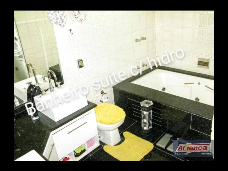 Casa à venda Jardim Vila Galvão com 261m² e 3 quartos por R$ 650.000 - 1560016938-9d09b2cd-0a94-4172-a9c1-4c8398ba613a.jpg