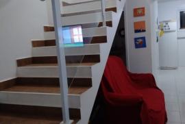 Casa à venda Balneario Praia do Perequê com 60m² - 2 dormitórios -  vagas - R$ 200.000 - 853126329-escada.jpg