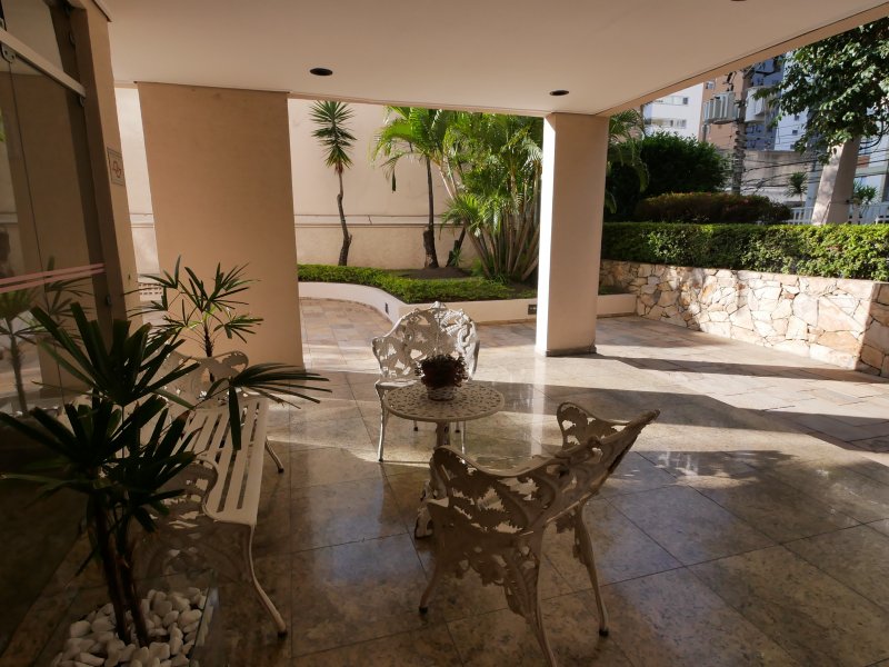 Apartamento à venda Lapa com 65m² e 2 quartos por R$ 500.000 - 676631037-area-comum-entrada-03.JPG