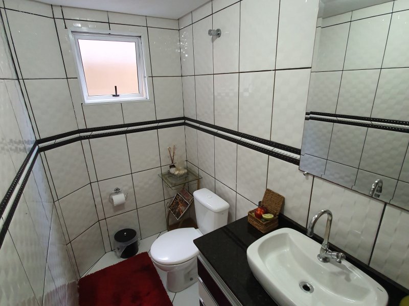 imóvel com 260m² - Jardim Amelia - Pinhais