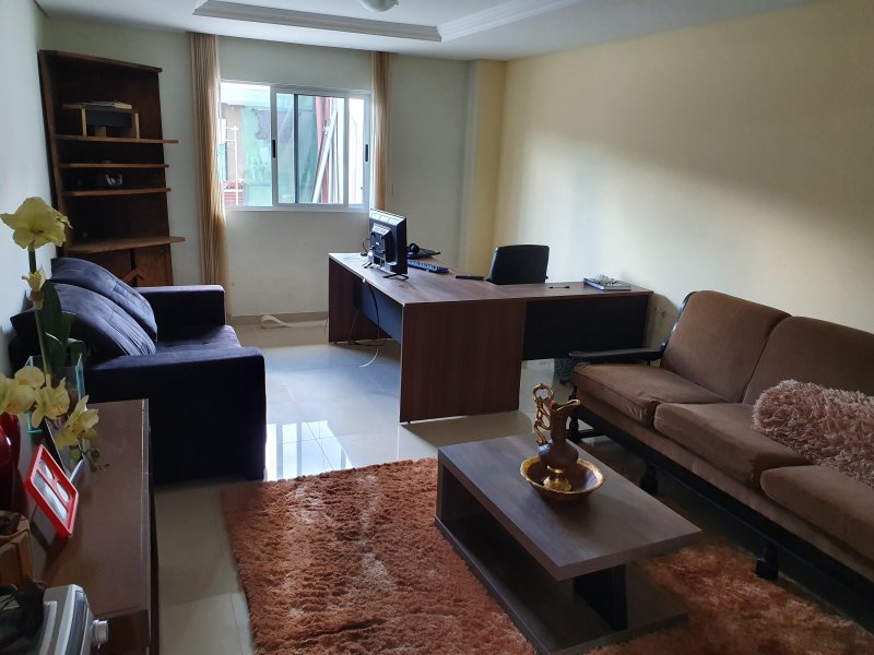 imóvel com 260m² - Jardim Amelia - Pinhais