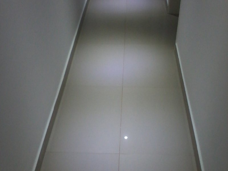 Apartamento à venda Taboão com 45m² e 2 quartos por R$ 240.000 - 537201876-corredor-ap-porcelanato.jpg
