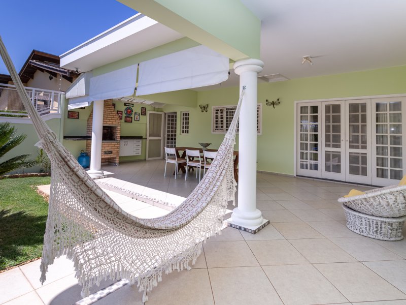 Casa à venda Porangaba com 320m² e 3 quartos por R$ 880.000 - 1232152650-42-copia.jpg