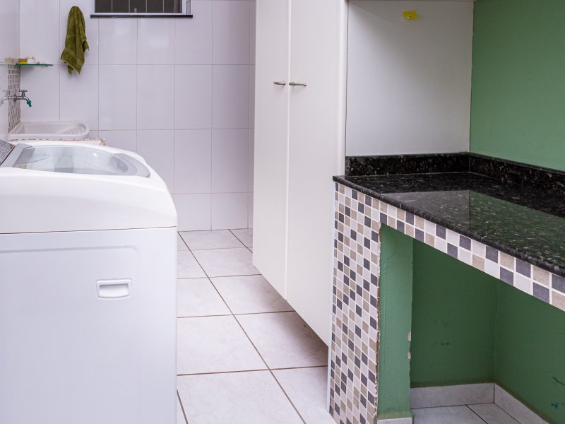 Casa à venda Porangaba com 320m² e 3 quartos por R$ 880.000 - 217728557-19.jpg
