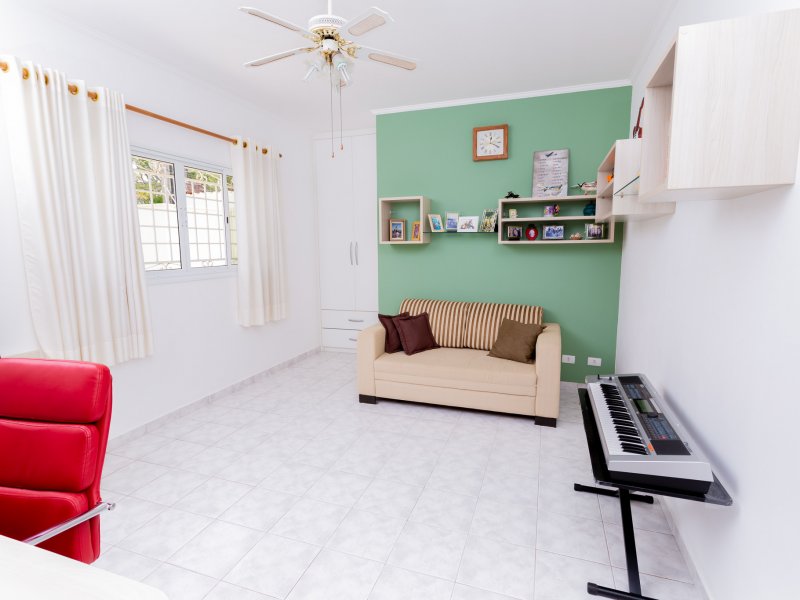 Casa à venda Porangaba com 320m² e 3 quartos por R$ 880.000 - 992852612-12.jpg