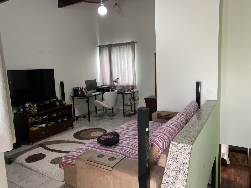 Casa à venda Vila Alzira com 186m² e 3 quartos por R$ 800.000 - 843771972-6dbb5fa7-6042-4150-b8a6-6c6ede0e6512.jpeg