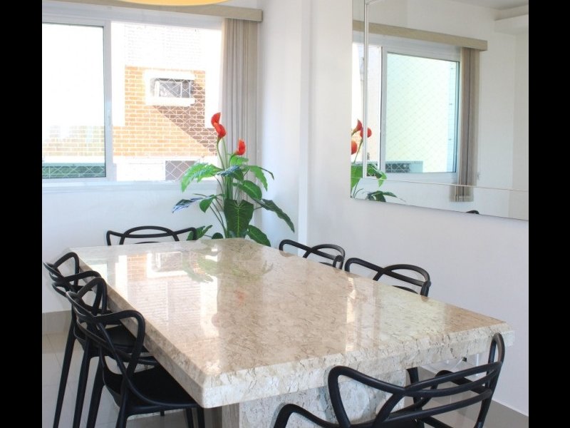 Apartamento à venda Marapé com 98m² e 3 quartos por R$ 990.000 - 427060683-mesa-de-marmore-com-8-cadeiras-0.jpg