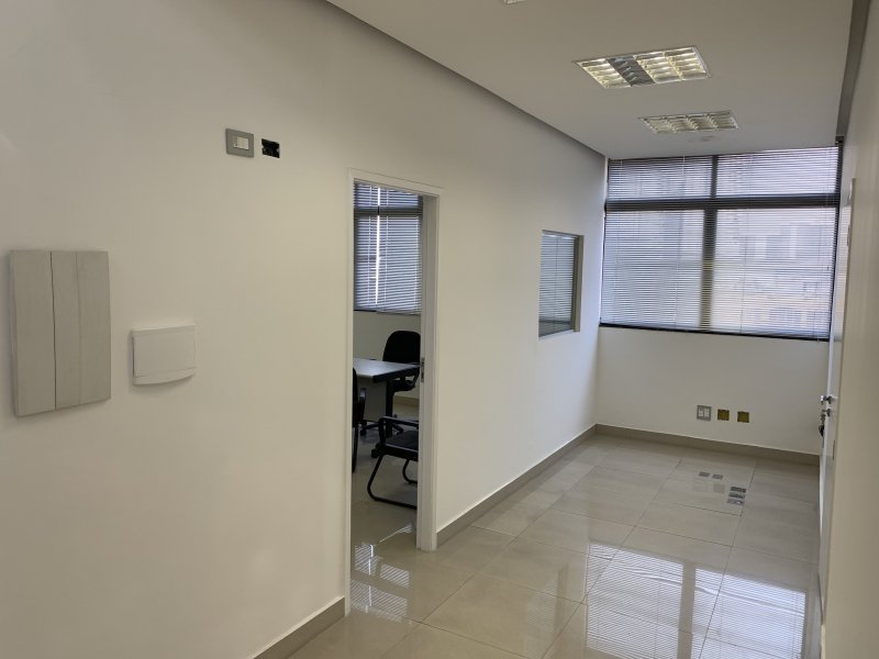 Comercial à venda Barra Funda com 680m² e  quartos por R$ 7.000.000 - 746396547-img-5746.jpg