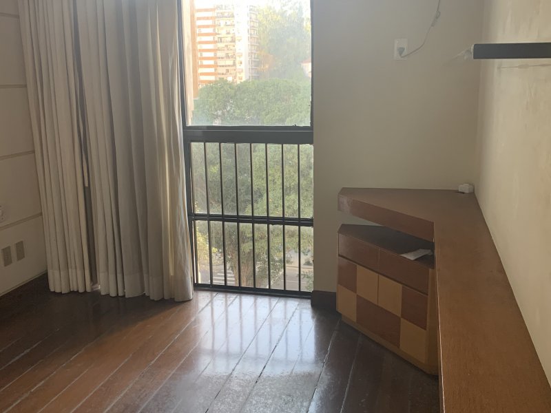 Apartamento à venda Ingá com 200m² e 4 quartos por R$ 1.500.000 - 1216167483-3512097b-2bbb-434a-8846-a2e7934646aa.jpeg