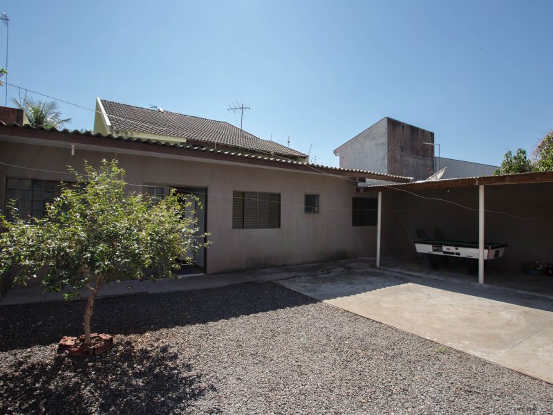 Casa à venda Loteamento Madrid com 112m² e 4 quartos por R$ 350.000 - 1577720756-mg-1673.jpg