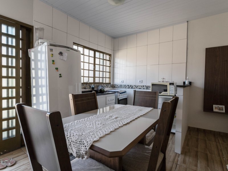Casa à venda Loteamento Madrid com 112m² e 4 quartos por R$ 350.000 - 960281730-mg-1647.jpg