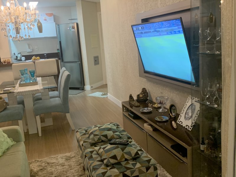 Apartamento à venda Costeira do Pirajubaé com 60m² e 2 quartos por R$ 510 - 1569387667-img-2675.jpg