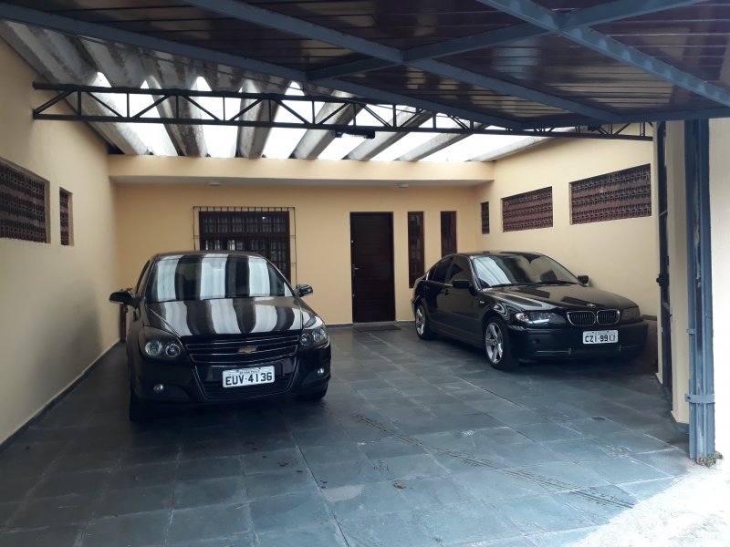 Casa à venda Jardim São Jorge com 130m² e 3 quartos por R$ 520.000 - 565463386-garagem.jpg