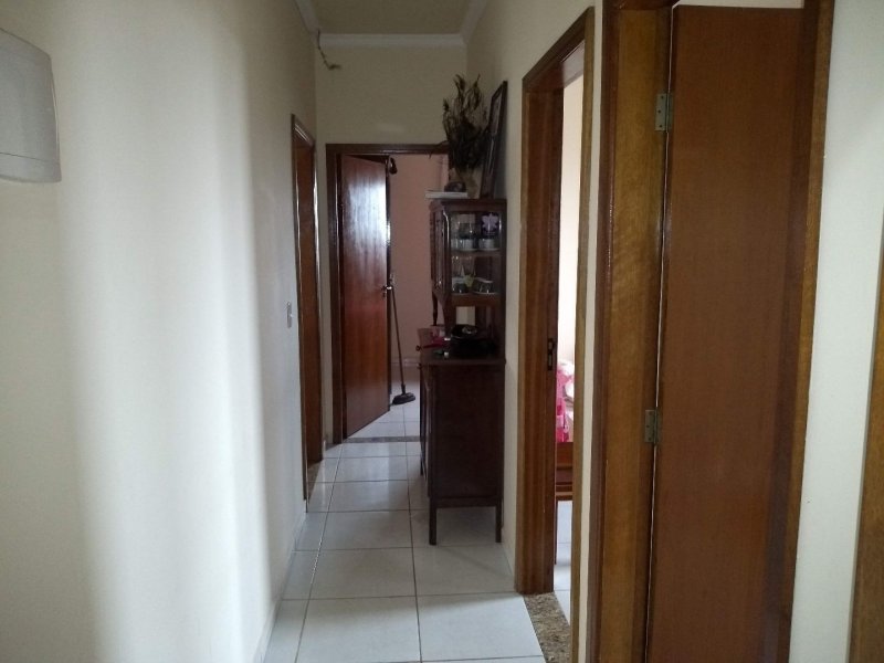 Casa à venda Jd Cristo rei com 200m² e 3 quartos por R$ 230.000 - 121864027-da8af89d-f543-4de4-a39d-f5ab78162159.jpg