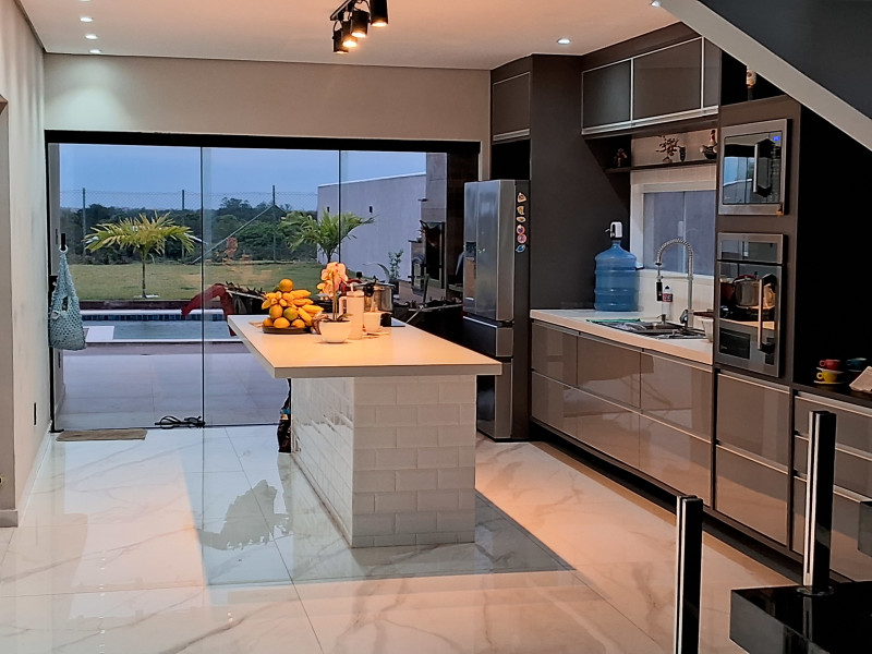 Casa à venda Cajueiros (Itaipuaçu) com 208m² e 3 quartos por R$ 1.850.000 - 1000062857.jpg