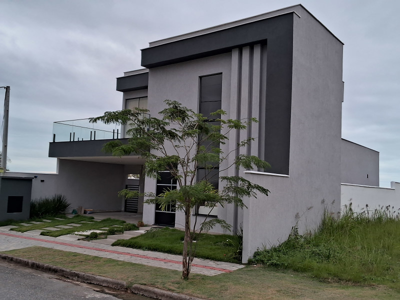 Casa à venda Cajueiros (Itaipuaçu) com 208m² e 3 quartos por R$ 1.850.000 - 1000063227.jpg