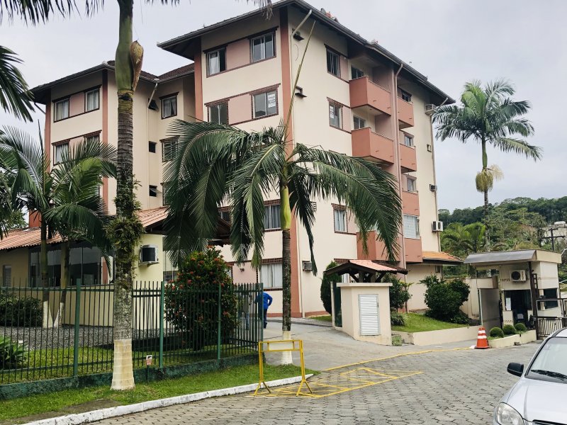 imóvel com 70m² - América - Joinville