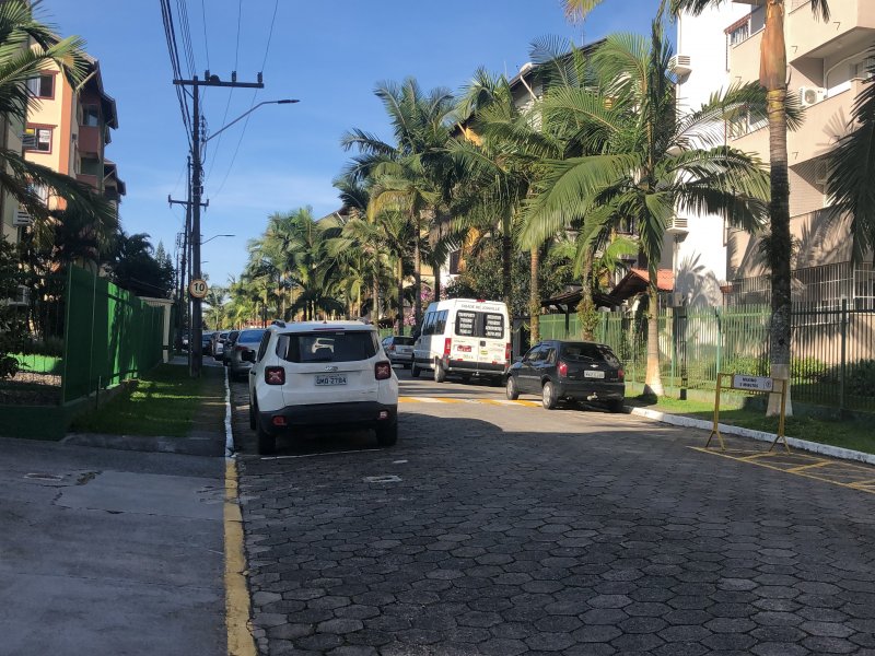 imóvel com 70m² - América - Joinville