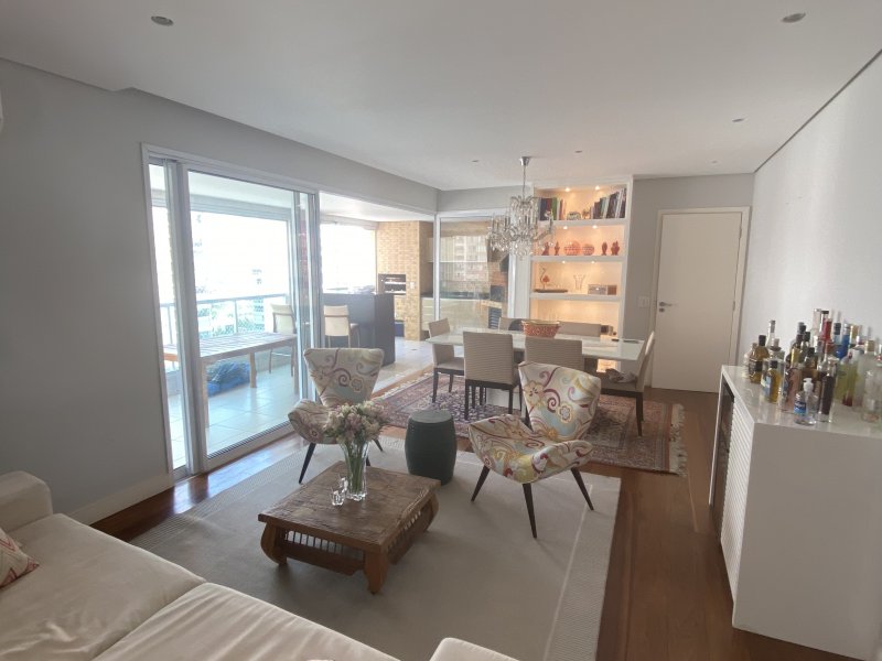 Apartamento à venda Campo Belo com 161m² e 3 quartos por R$ 2.150.000 - 526759790-b115c000-e655-4e8c-b45f-79fab7465661.jpeg