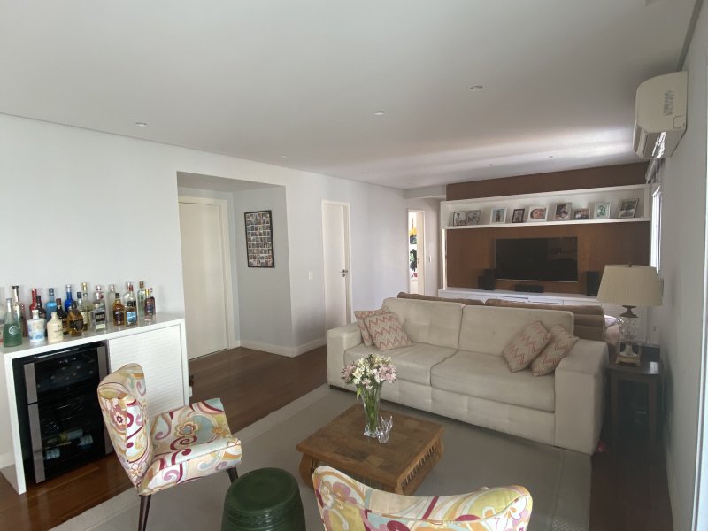 Apartamento à venda Campo Belo com 161m² e 3 quartos por R$ 2.150.000 - 964057928-cbae4d46-ea54-40e4-b4b8-b5f9714a8736.jpeg