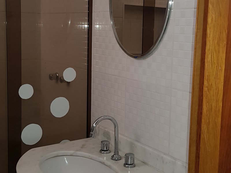 Apartamento à venda Grajaú com 150m² e 3 quartos por R$ 630.000 - 2011062276-13-wc-social-blindex.jpg