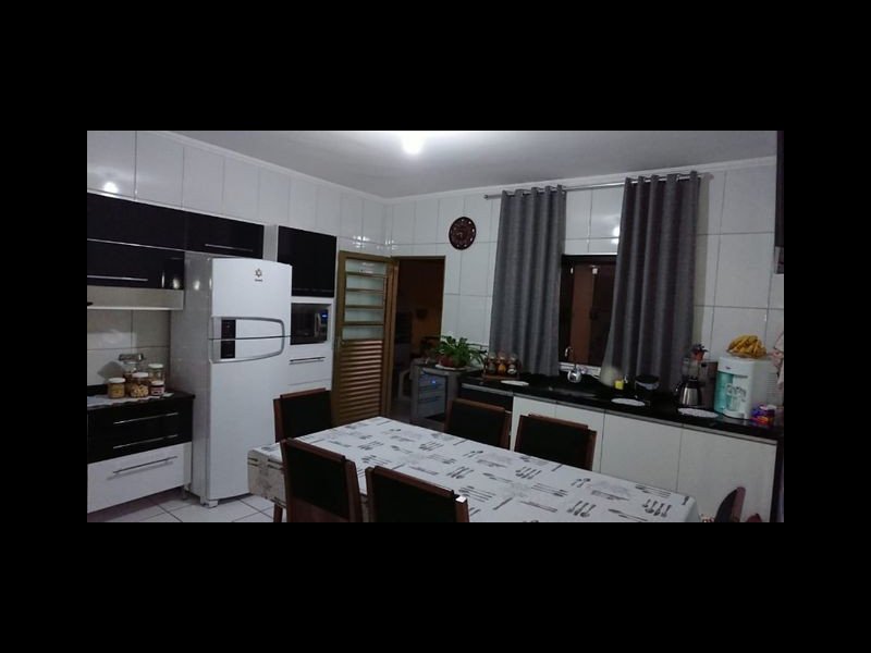imóvel com 86m² - São Carlos - Pouso Alegre