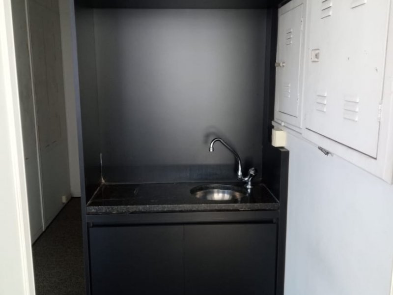 Comercial para alugar Jardim Paulista com 120m² e  quartos por R$ 6.000 - 97384243-7o-andar-armario.jpeg