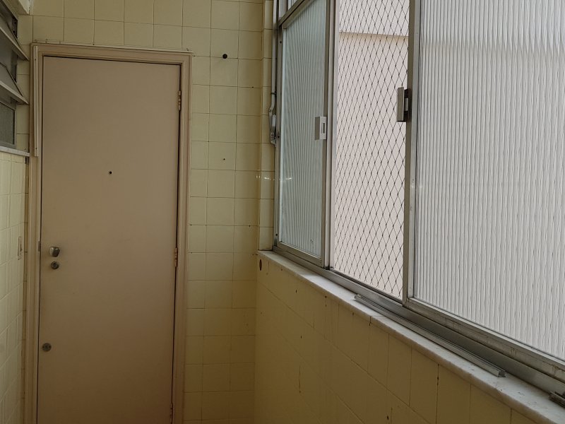 Apartamento à venda Grajaú com 150m² e 3 quartos por R$ 630.000 - 1996401254-18-area-de-servico.jpg