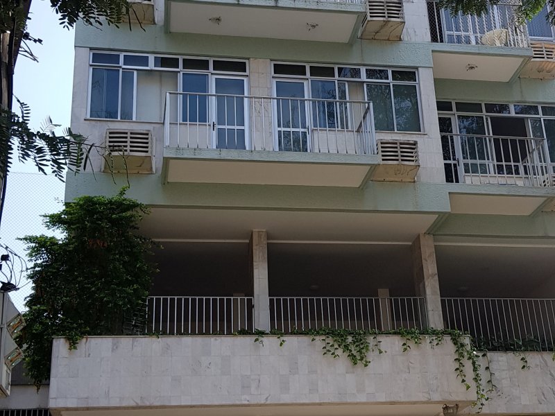Apartamento à venda Grajaú com 150m² e 3 quartos por R$ 630.000 - 262314073-01-vista-do-predio.jpg