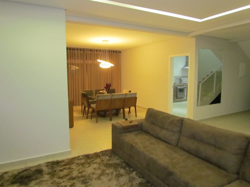 Casa de condomínio à venda Parque Centenario com 323m² e 4 quartos por R$ 1.150.000 - 219945911-sala-2.JPG