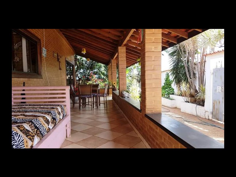 Casa à venda Residencial Furlan com 284m² e 3 quartos por R$ 750.000 - 466387705-img-20200905-wa0022.jpg