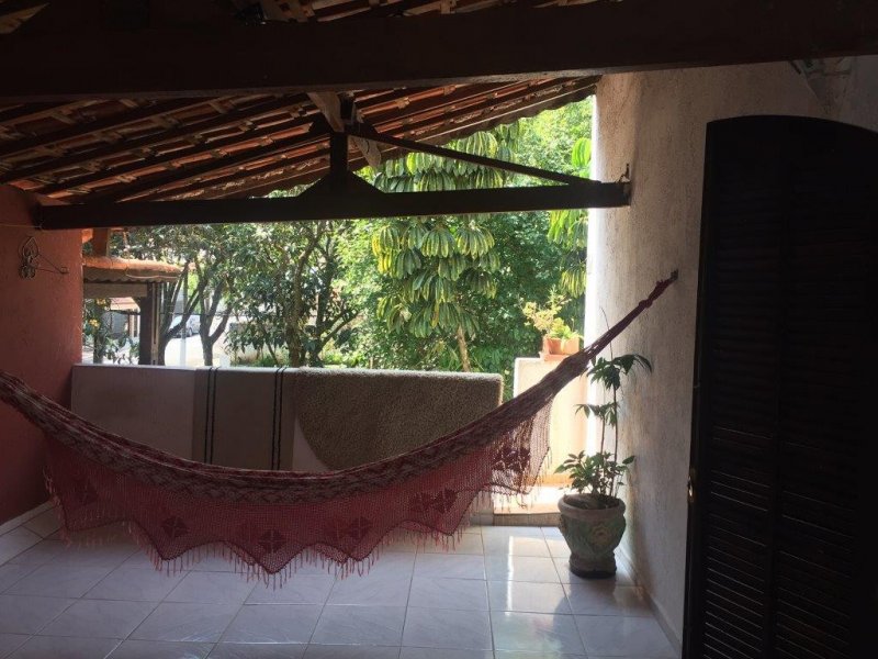 Casa à venda Parque Santo Antonio com 200m² e 5 quartos por R$ 864 - 1706789719-varanda-quarto-superior.jpg