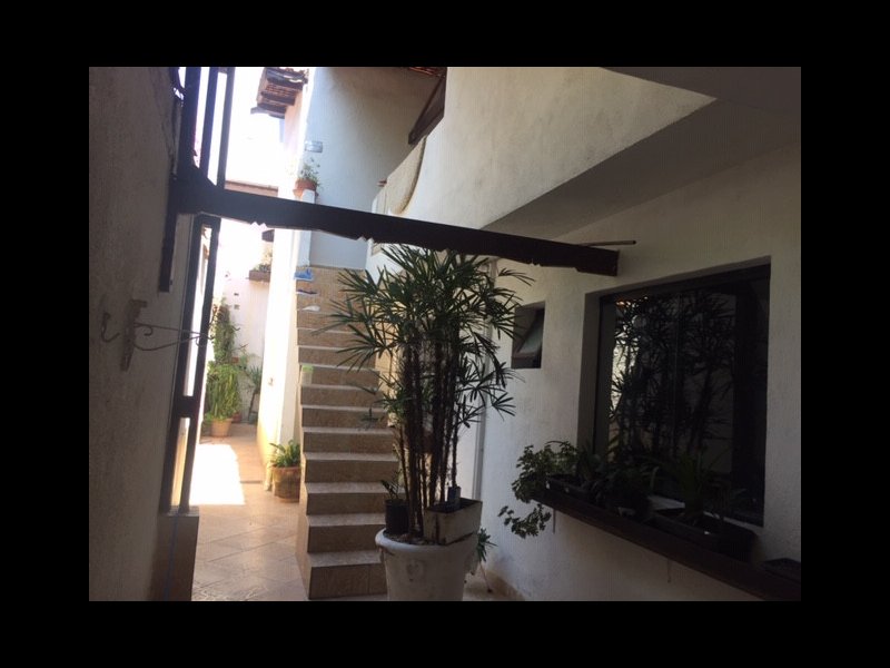 Casa à venda Parque Santo Antonio com 200m² e 5 quartos por R$ 864 - 1991767316-entrada-externa.JPG