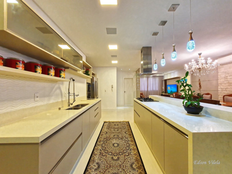 Apartamento à venda Centro com 135m² e 3 quartos por R$ 1.500.000 - e2938108-141e-4a0d-9aca-ffb251d09951.jpeg