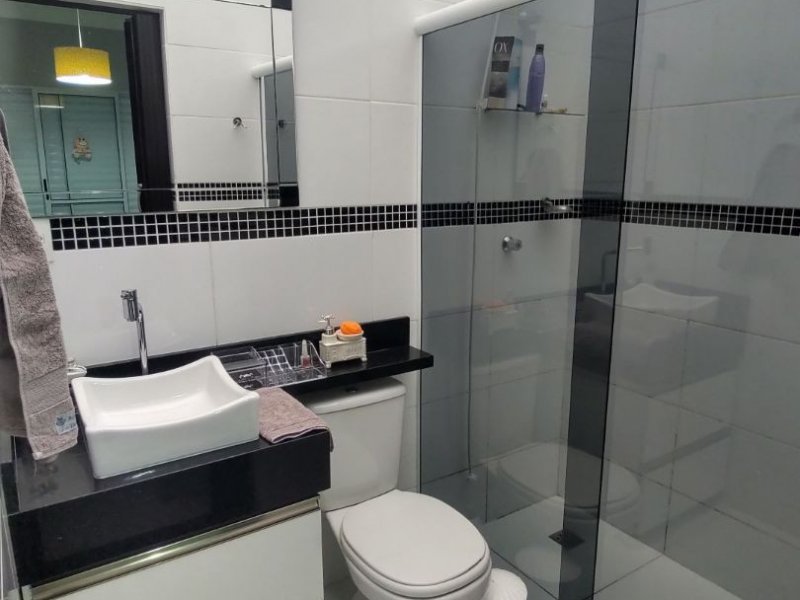 Casa à venda Jardim Wanel Ville V com 150m² e 3 quartos por R$ 370.000 - 1333332419-60012b3a-fc24-4bff-8990-2cd286e64f9b.jpg